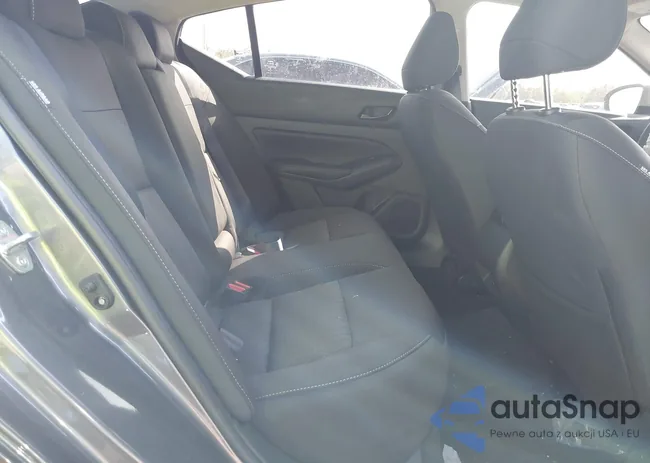 1N4BL4DV8RN398142: 40669119