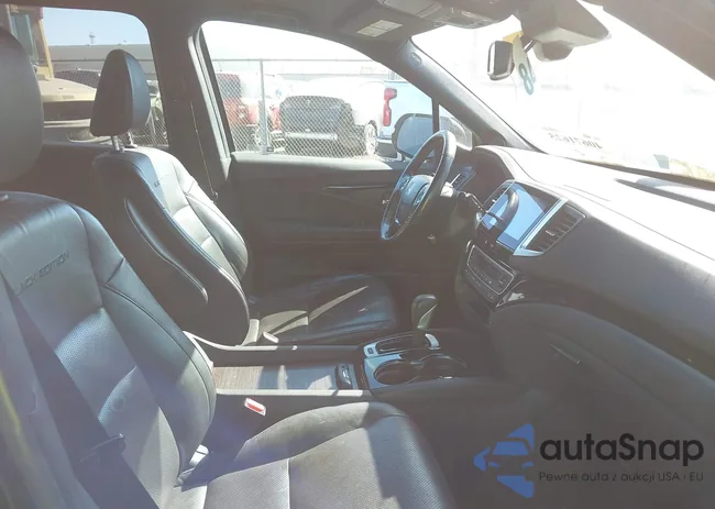 5FPYK3F88HB010727: 40671625