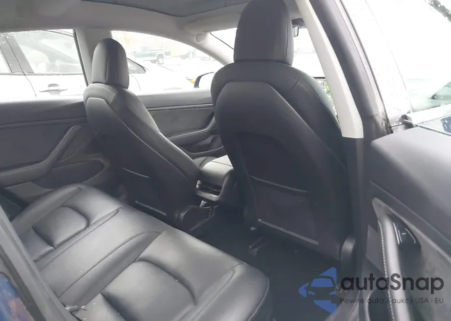 5YJ3E1EB9LF787504: 40672200