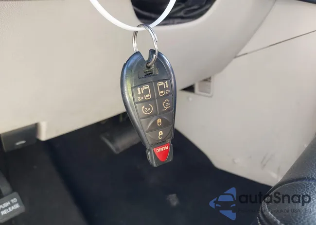 2C4RC1BG3DR707085: 40671906