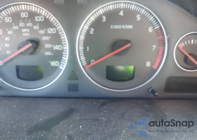 YV4982CY3A1532736: 40673678