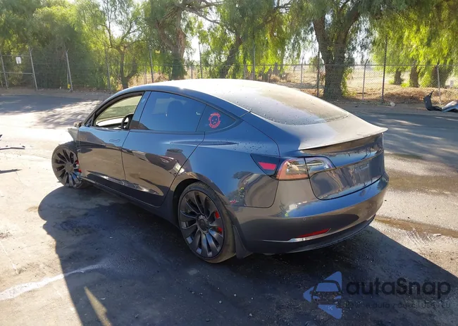 5YJ3E1EC4MF990570: 40672893