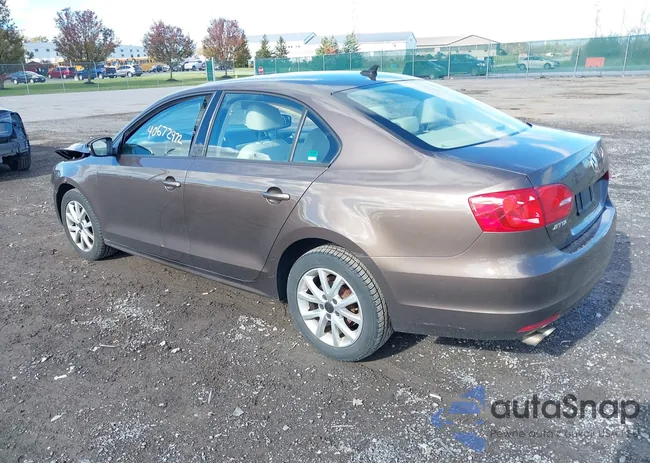 3VWDZ7AJ9BM396594: 40672972