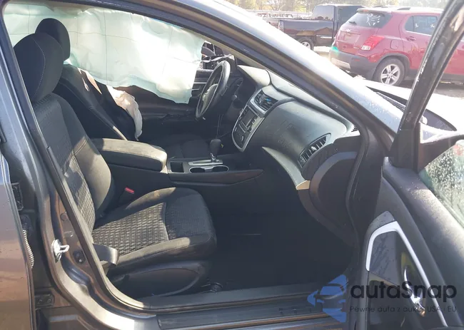 1N4AL3APXGN312743: 40673045