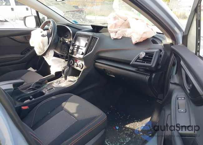 JF2GTAPC0N8237061: 40674107