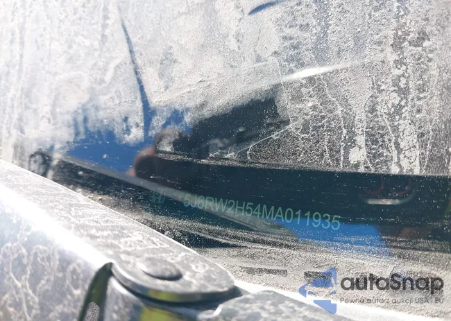 5J6RW2H54MA011935: 40674671