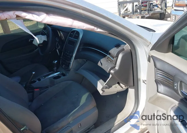 1G11A5SA9GU124588: 40675409