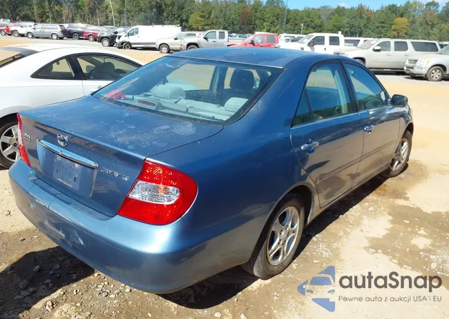 4T1BE32K52U616181: 40676289