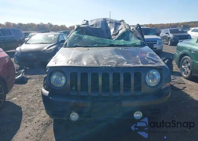 1C4NJRFB9GD697039: 40675896