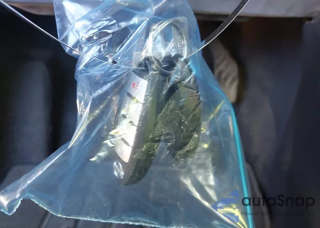 3N1CP5CV2LL499083: 40677110