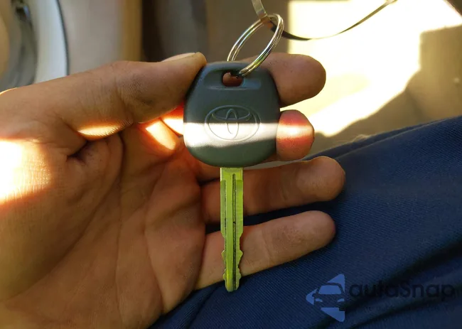 4T1FA38P17U117434: 40679659