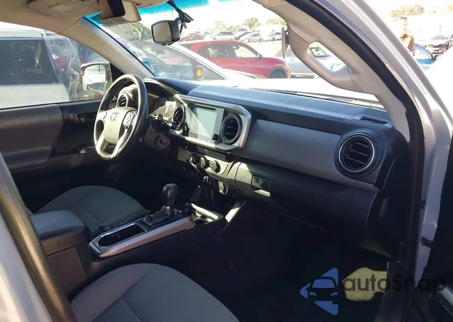 3TMAZ5CN1KM090953: 40680540