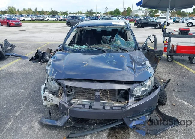 2HGFC2F55JH563821: 40681530