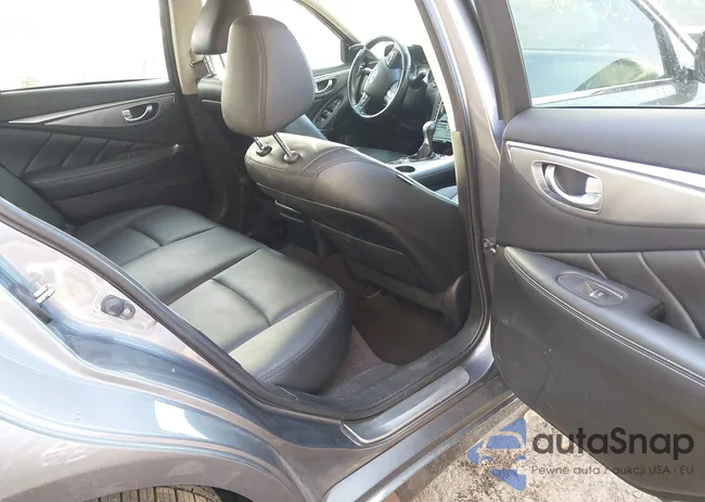 JN1BV7AR0EM705545: 40682323