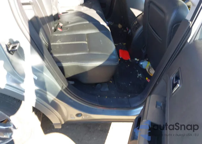 2FMDK38C67BB09272: 40683353