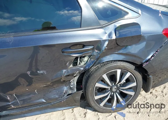 2HGFE1F72PH300135: 40682894