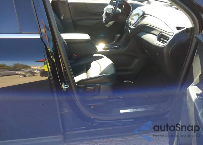 2GNAXXEV2K6159942: 40686395