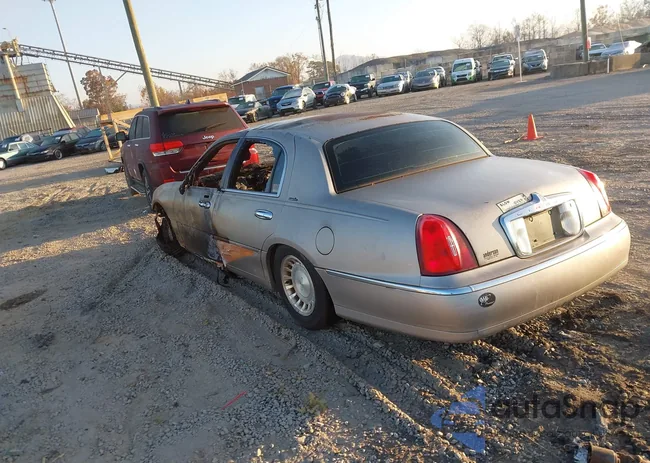 1LNHM81W0YY823982: 40688282