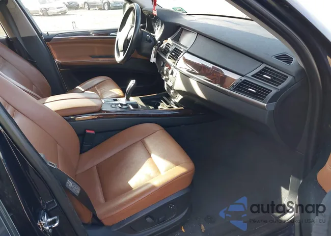 5UXFE43599L260644: 40688377