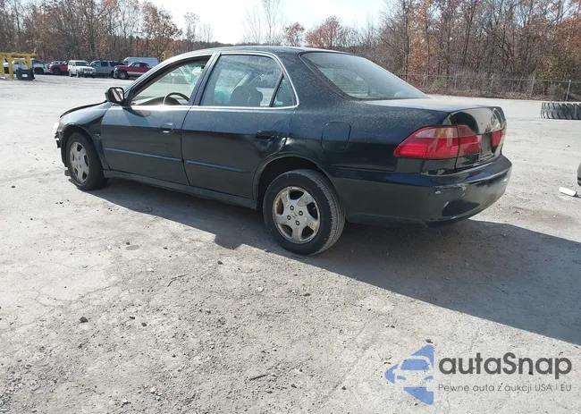 1HGCG6676YA064972: 40688902