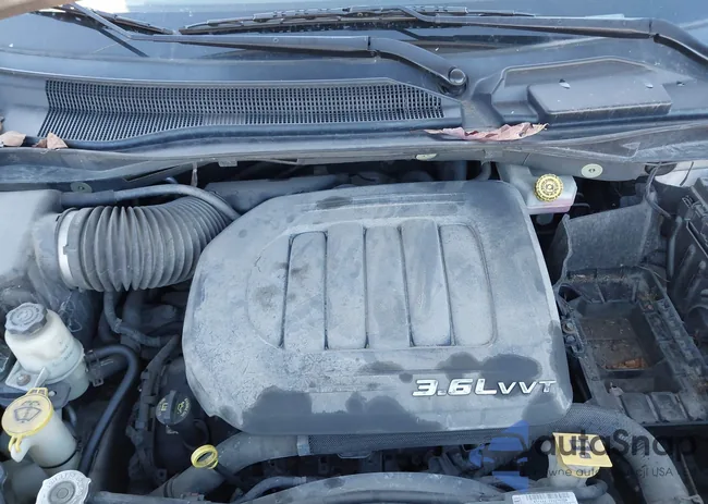 2C4RC1BG6DR604565: 40690618