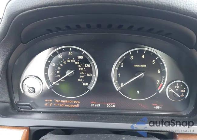 WBAKC8C59BC434177: 40690700