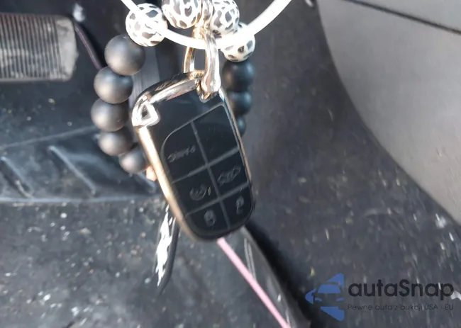 1C4RJEBG1KC689690: 40690773