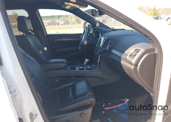 1C4RJEBG1KC689690: 40690773