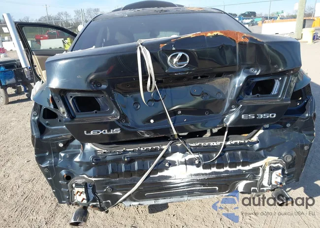 JTHBJ46G172150911: 40692357