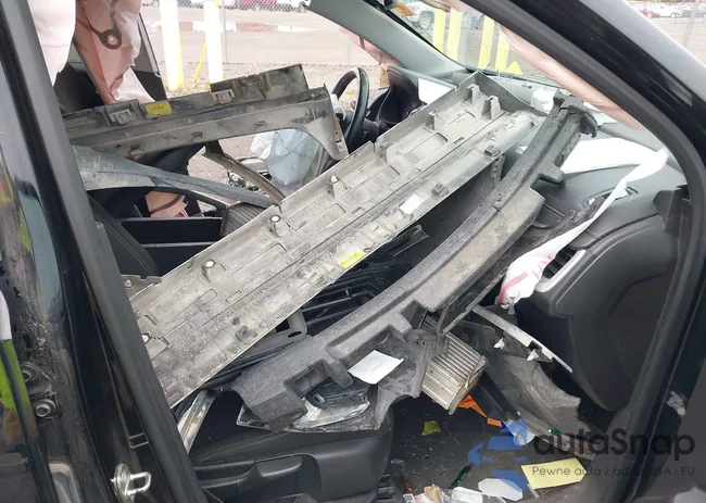 3GKALMEV5JL251676: 40692387