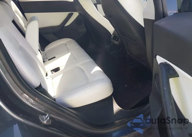 7SAYGDEF6NF309597: 40693243