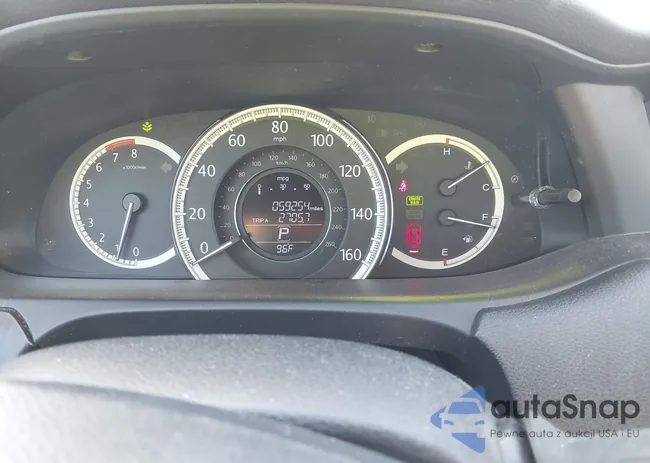 1HGCR2F83FA051900: 40692963