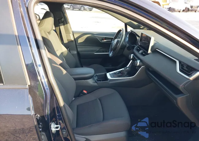 JTMAB3FVXPD157928: 40695456