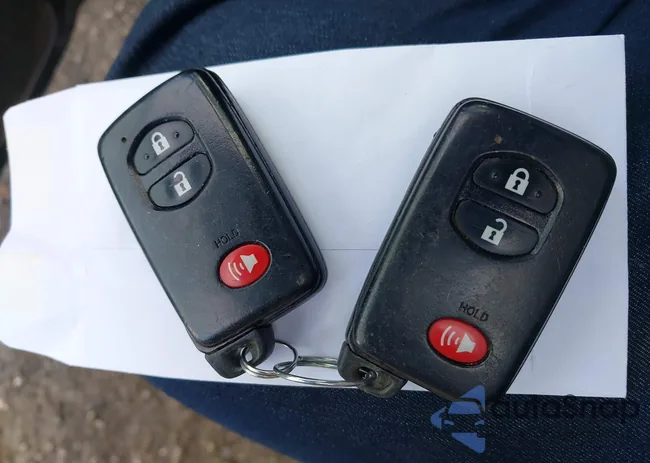 JTDKN3DU9F0417425: 40696259