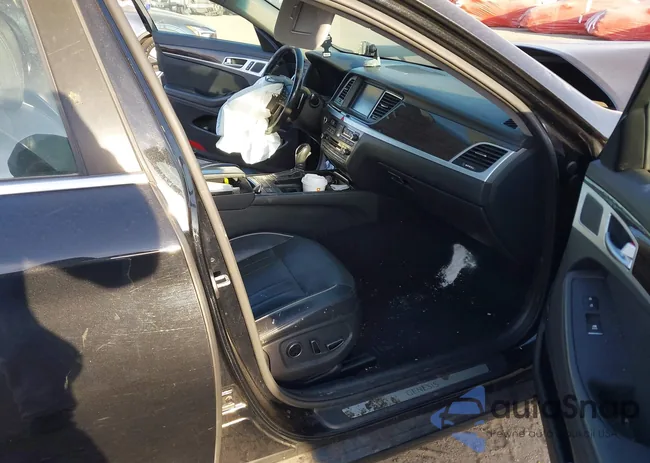 KMHGN4JE5FU039746: 40697431