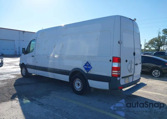 WD3PE8CB3C5684474: 40696727