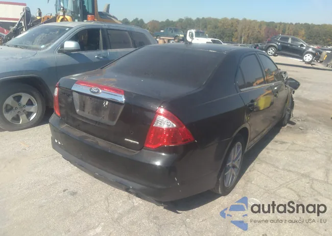 3FAHP0JG2CR132360: 40696797