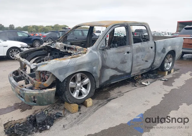 1C6RR7TT2DS705136: 40699831