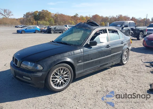 WBAAM5339XKG10425: 40701284