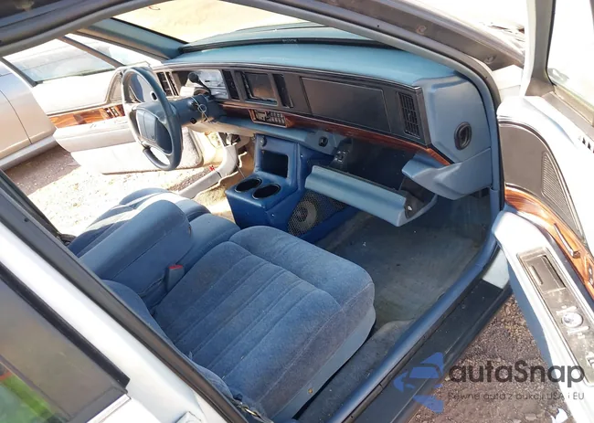 1G4HP52K5VH575886: 40702177