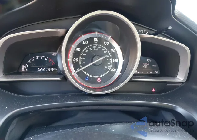 3MZBM1W79FM125797: 40702768