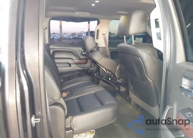 3GTP1UEC2EG521973: 40704243