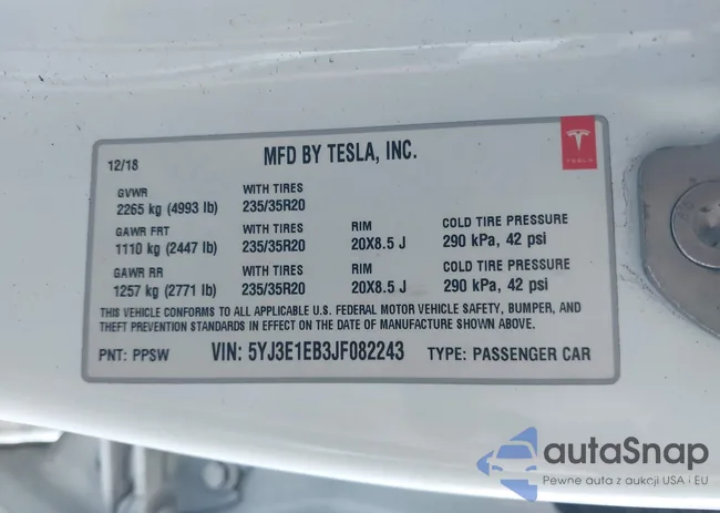 5YJ3E1EB3JF082243: 40704285