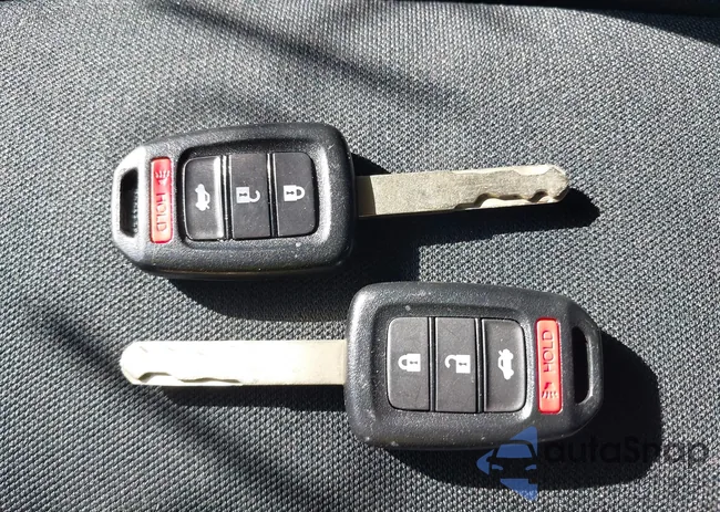 2HGFC2E6XKH567312: 40704333