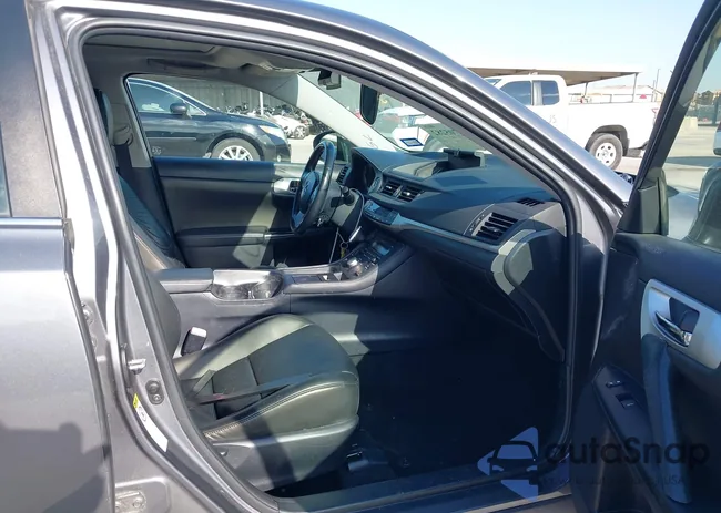 JTHKD5BH8C2122769: 40705282