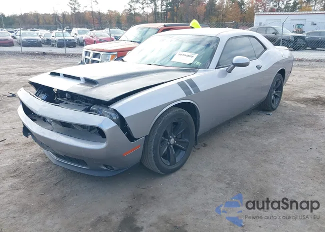 2C3CDZAG5JH172401: 40704805