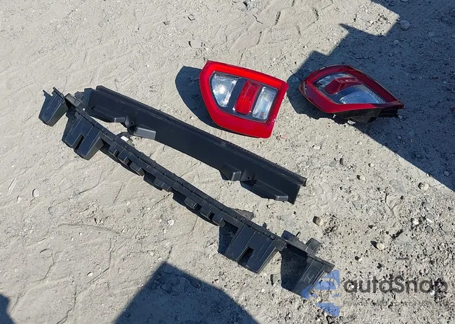 3FMCR9G61PRD08589: 40706185