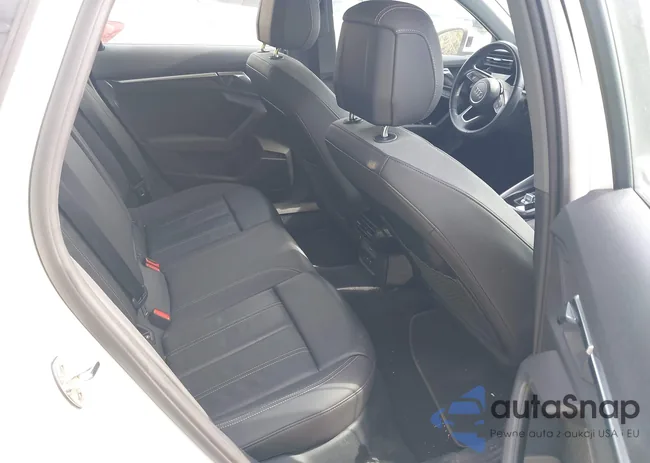 WAUAUDGYXPA039837: 40706894