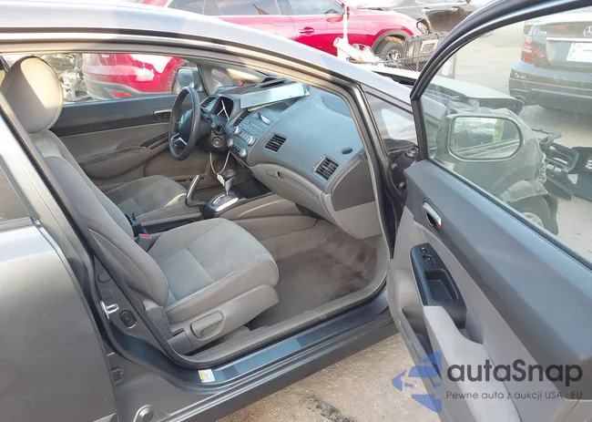 19XFA1F51BE004584: 40708373