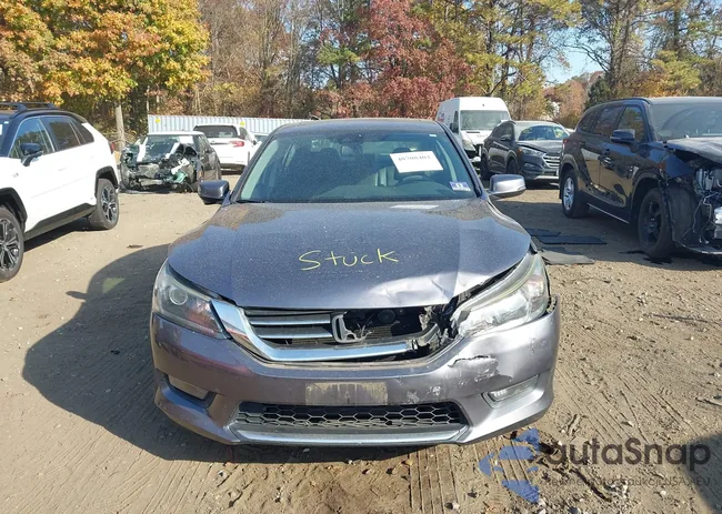 1HGCR2F80EA095013: 40708402